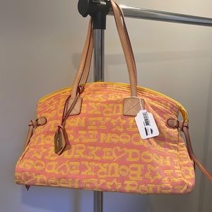 NWT Dooney & Bourke Carla bag